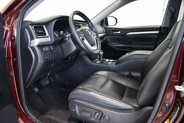 used 2019 Toyota Highlander car, priced at $28,490