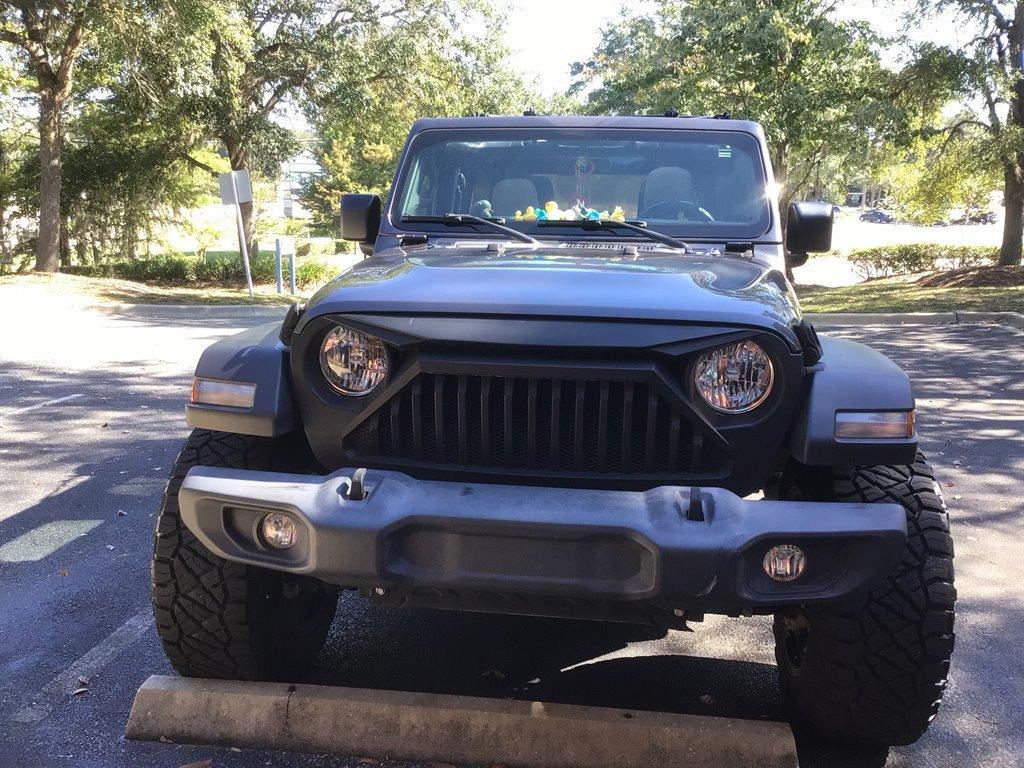 used 2018 Jeep Wrangler Unlimited car, priced at $29,995