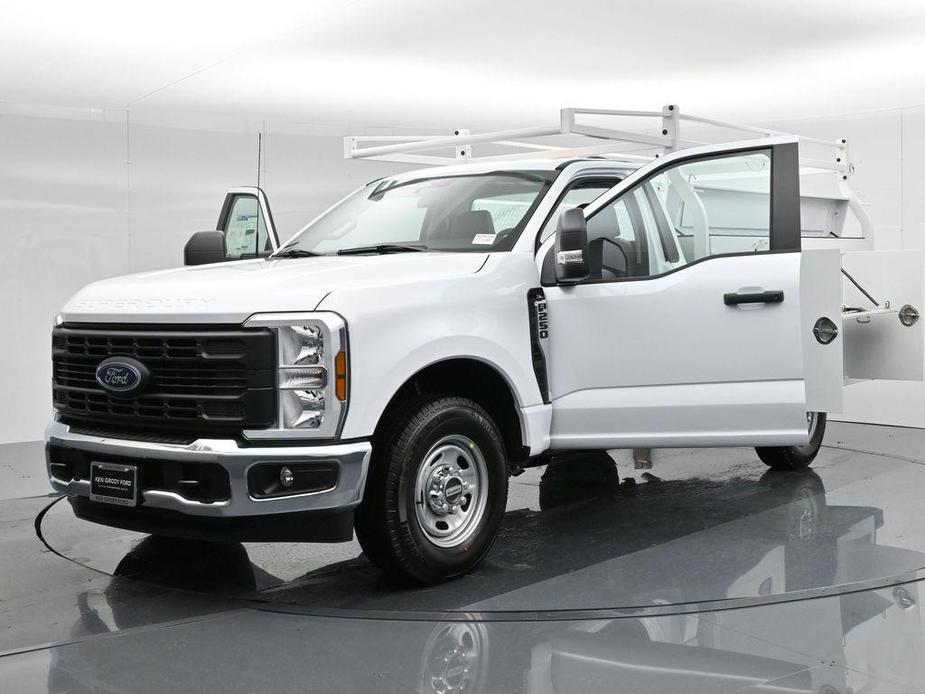 new 2024 Ford F-250 car, priced at $47,365