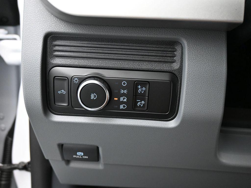 new 2025 Ford F-250 car, priced at $50,580