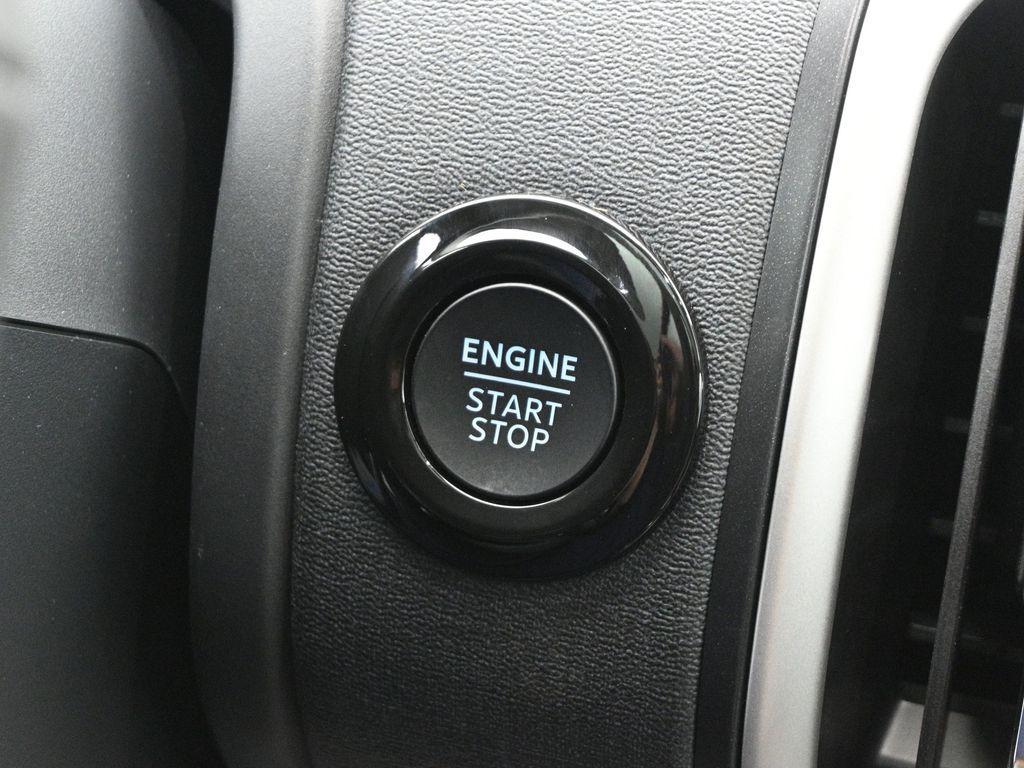 new 2025 Ford Expedition car, priced at $72,865