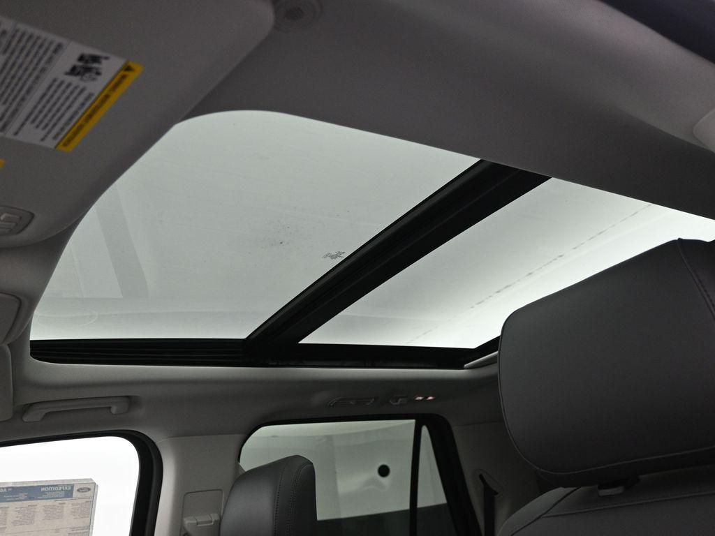 new 2025 Ford Expedition car, priced at $72,865