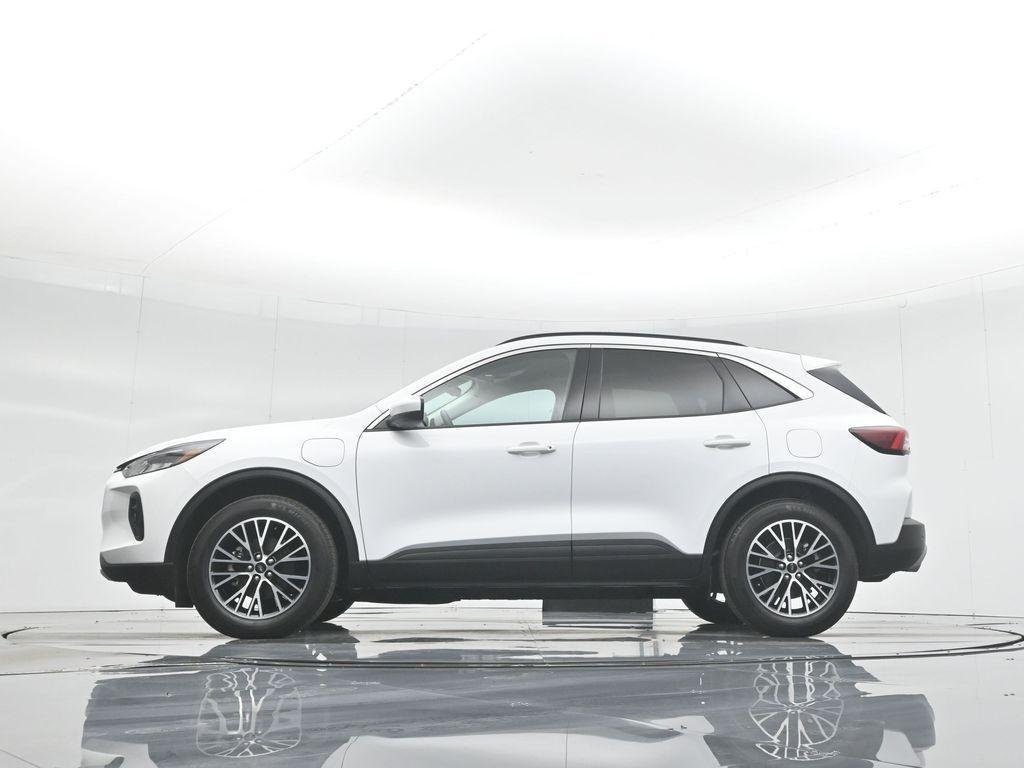 used 2023 Ford Escape car, priced at $27,000