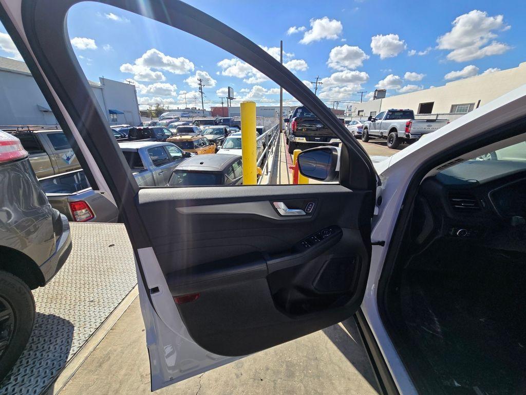 used 2023 Ford Escape car, priced at $27,000