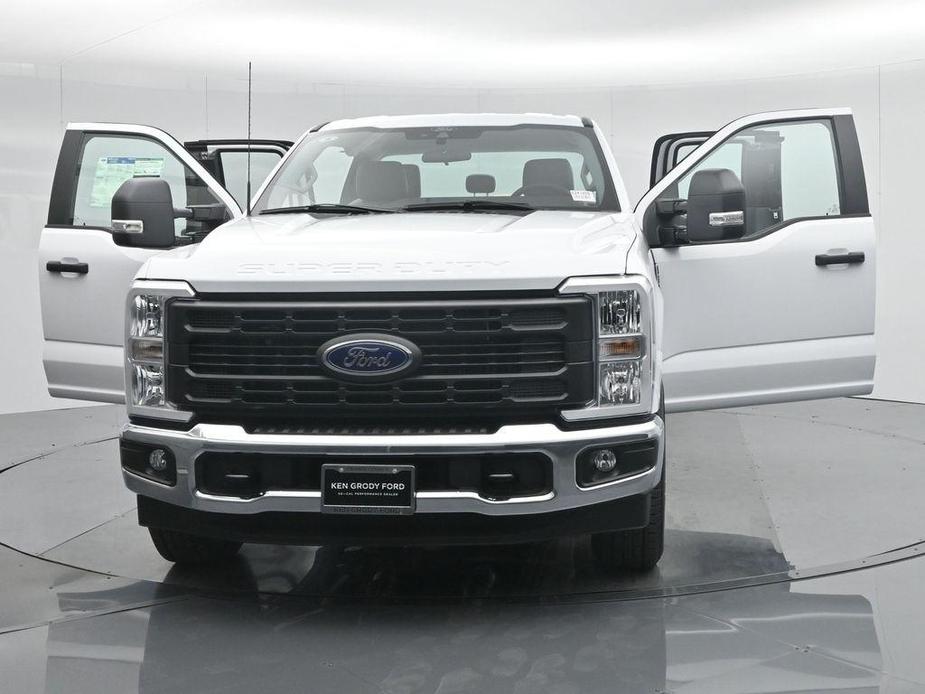 new 2024 Ford F-350 car, priced at $51,405