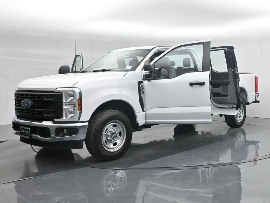 new 2024 Ford F-350 car, priced at $51,405