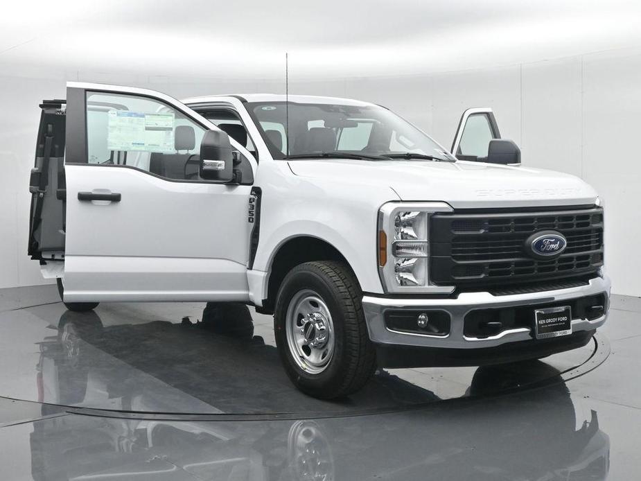 new 2024 Ford F-350 car, priced at $51,405