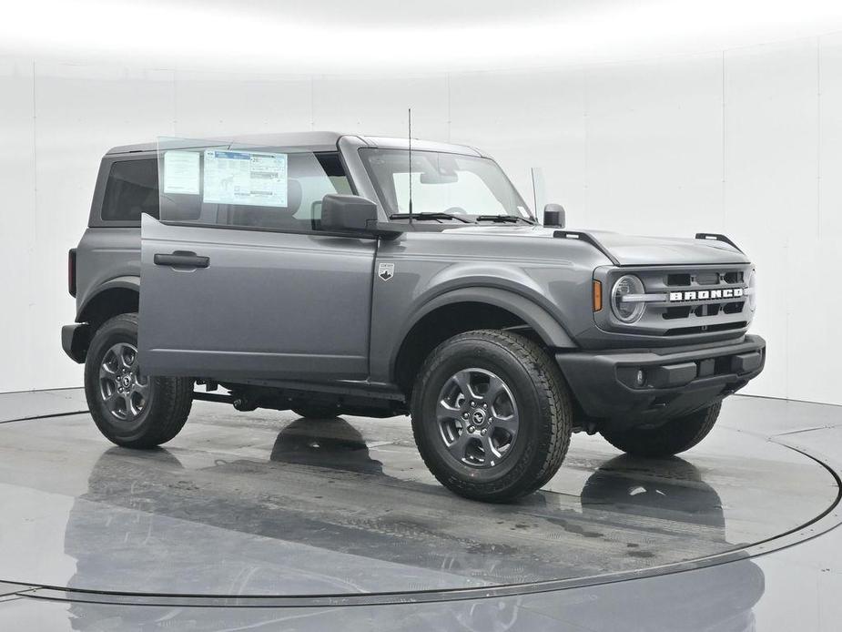 new 2024 Ford Bronco car, priced at $45,915