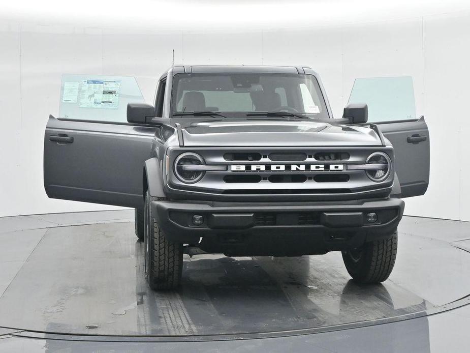 new 2024 Ford Bronco car, priced at $45,915