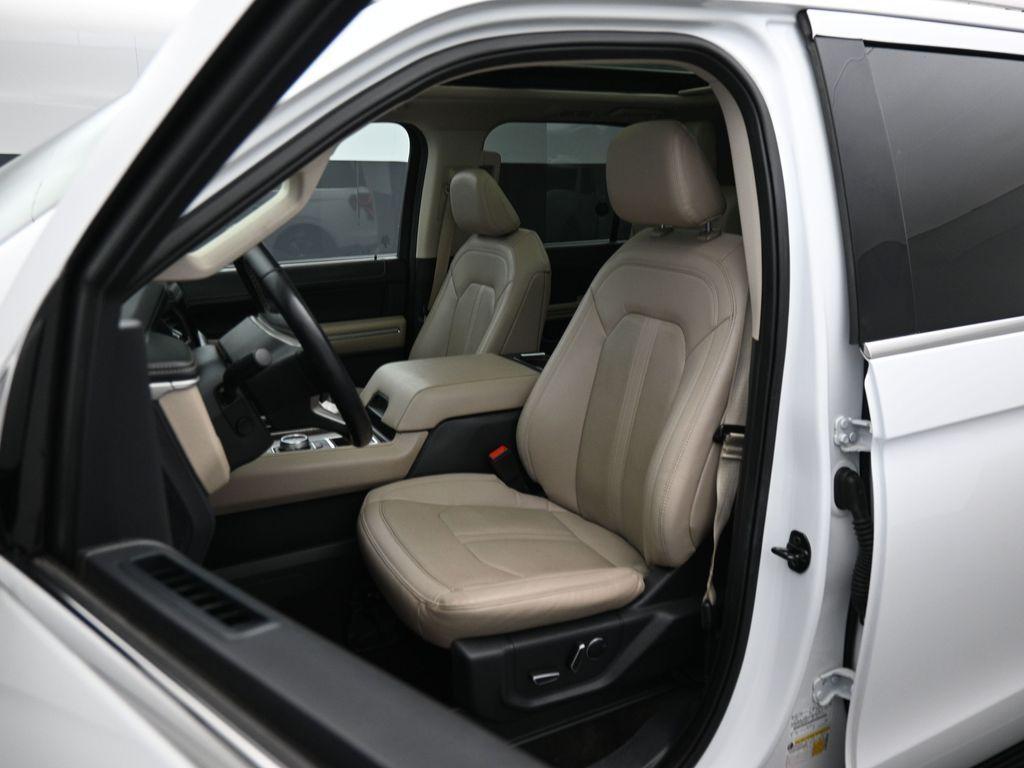 used 2022 Ford Expedition Max car, priced at $50,900
