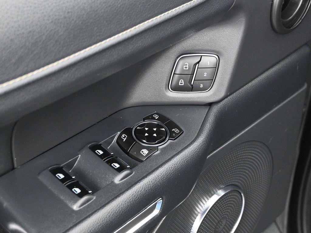 used 2023 Ford Expedition car, priced at $49,000