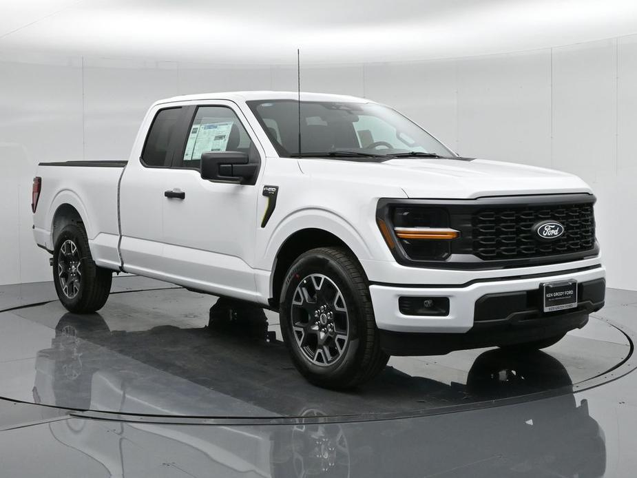 new 2024 Ford F-150 car, priced at $45,890