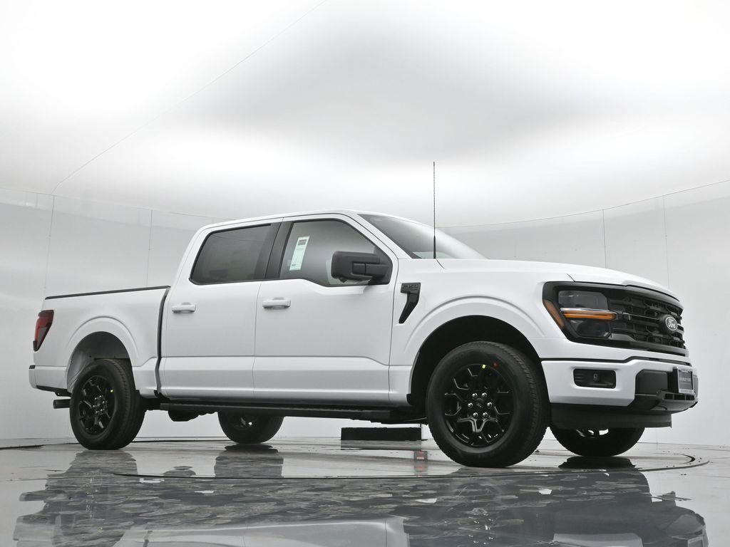 new 2024 Ford F-150 car, priced at $52,470