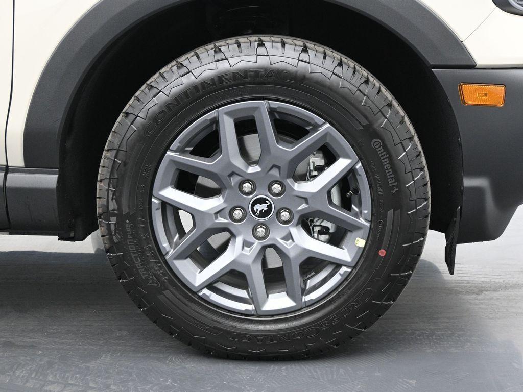 new 2025 Ford Bronco Sport car, priced at $33,325