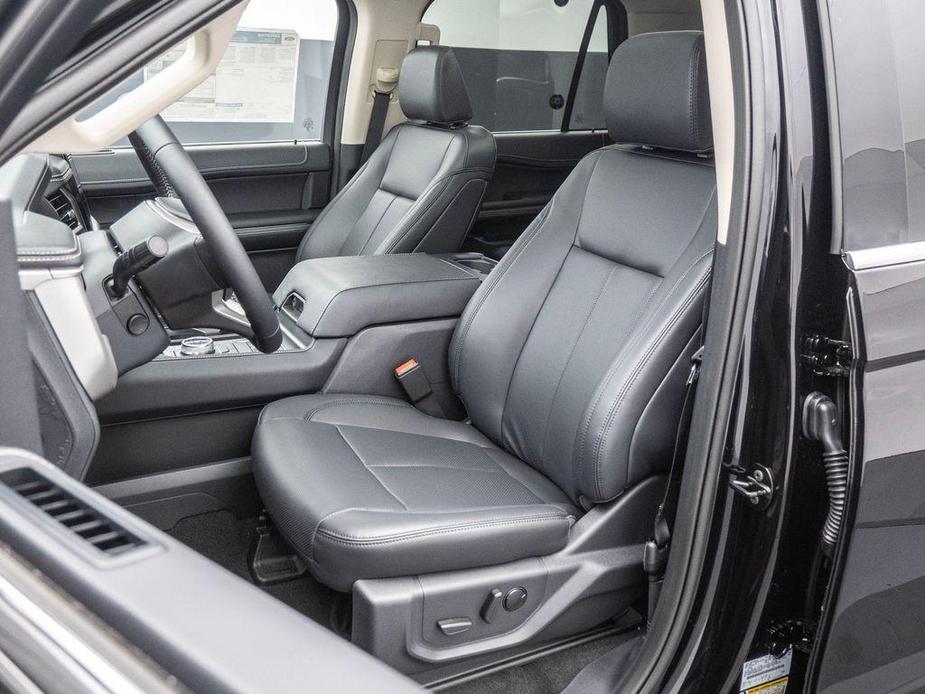 new 2024 Ford Expedition car, priced at $72,135