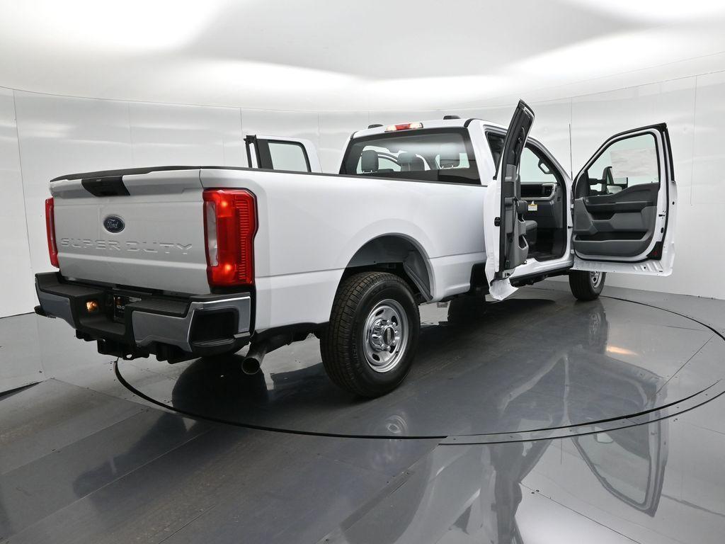 new 2024 Ford F-250 car, priced at $49,725