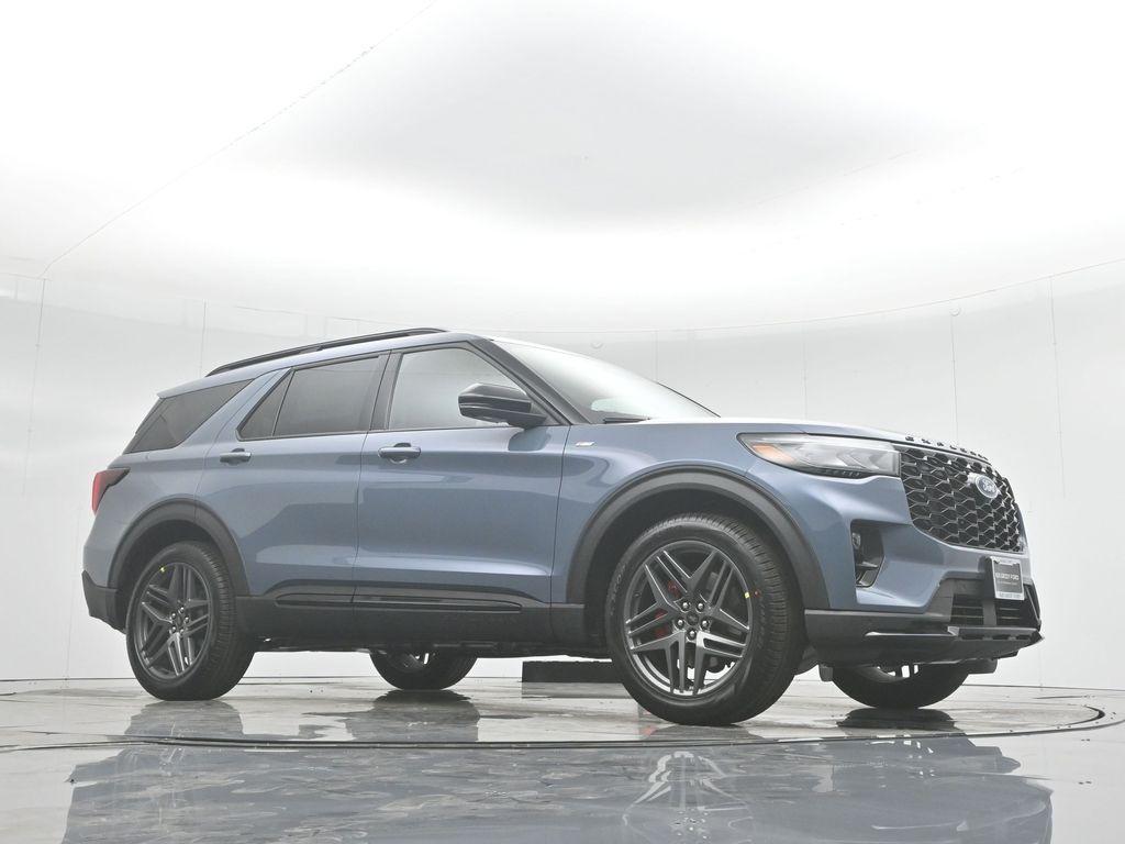new 2025 Ford Explorer car, priced at $49,030