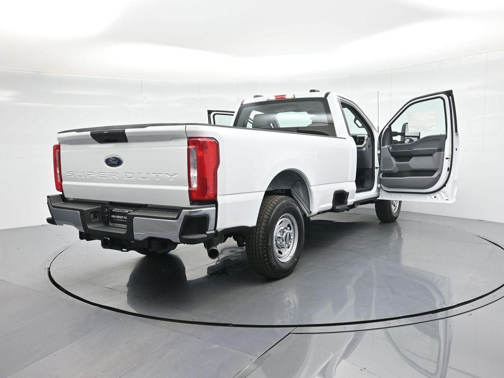 new 2025 Ford F-250 car, priced at $44,395