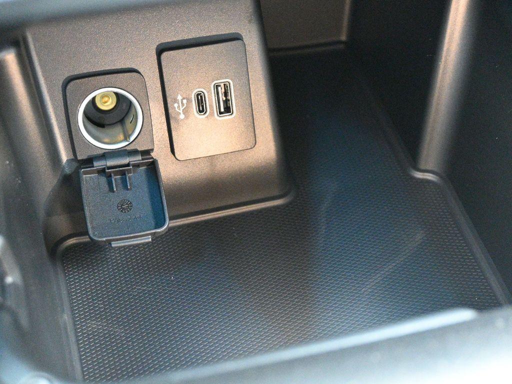 new 2025 Ford Explorer car, priced at $45,423