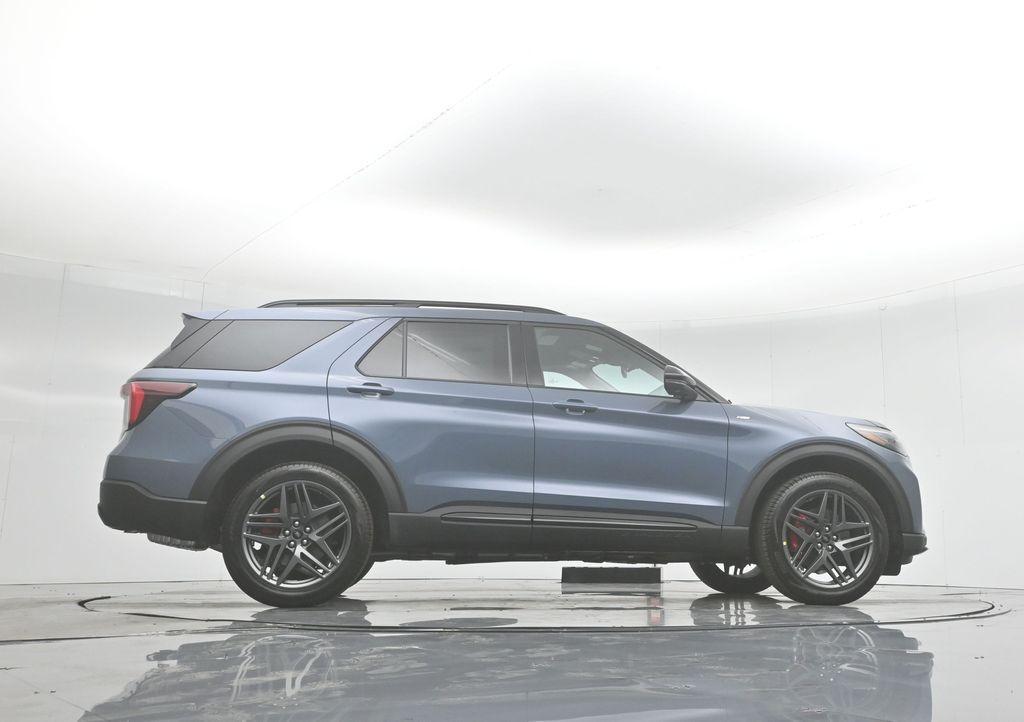 new 2025 Ford Explorer car, priced at $49,030
