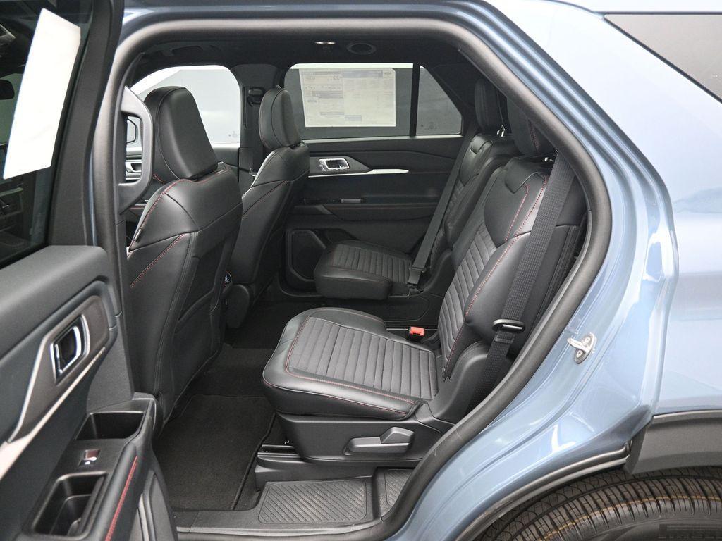 new 2025 Ford Explorer car, priced at $49,030