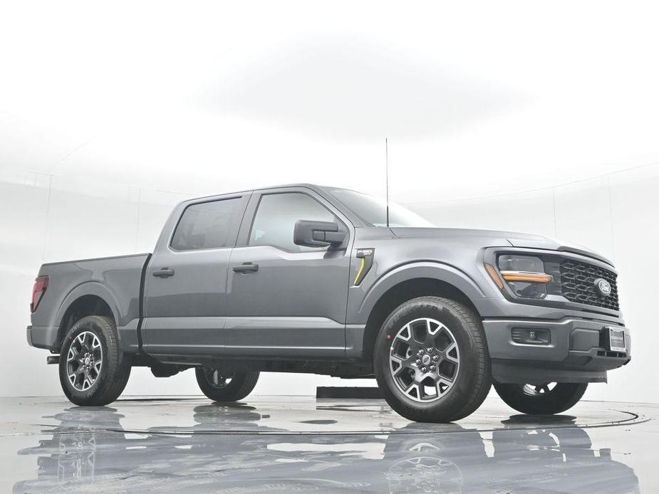 new 2024 Ford F-150 car, priced at $48,330