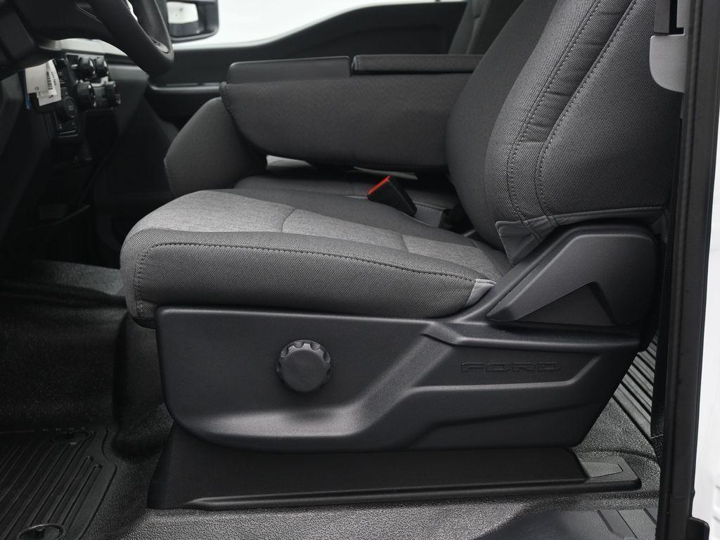 new 2025 Ford F-350 car, priced at $71,178