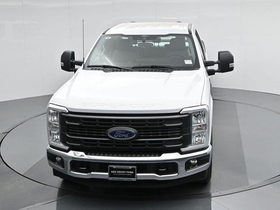 new 2024 Ford F-350 car, priced at $51,490