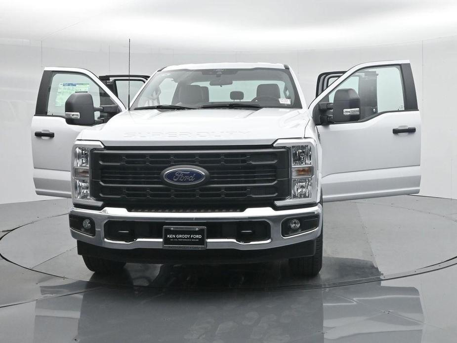 new 2024 Ford F-350 car, priced at $51,490