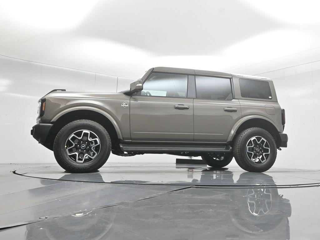 new 2025 Ford Bronco car, priced at $56,155
