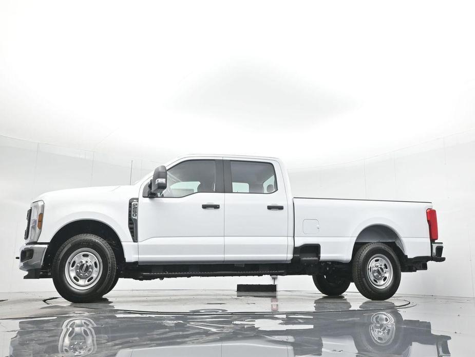 new 2024 Ford F-250 car, priced at $52,115