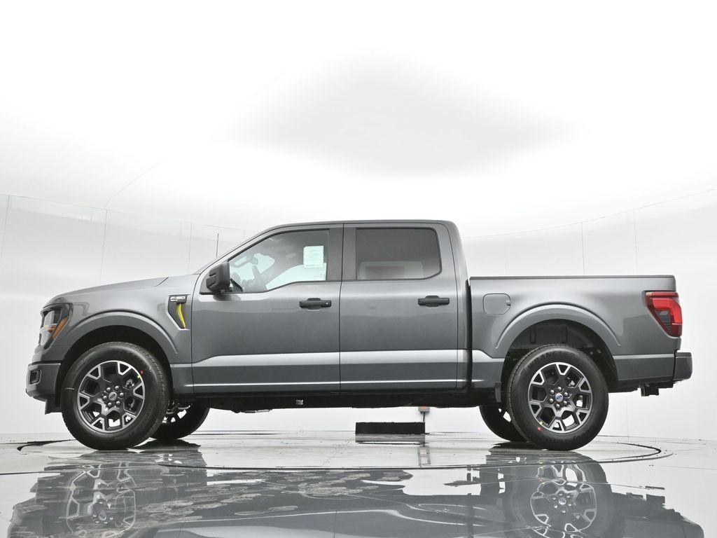 new 2024 Ford F-150 car, priced at $50,510