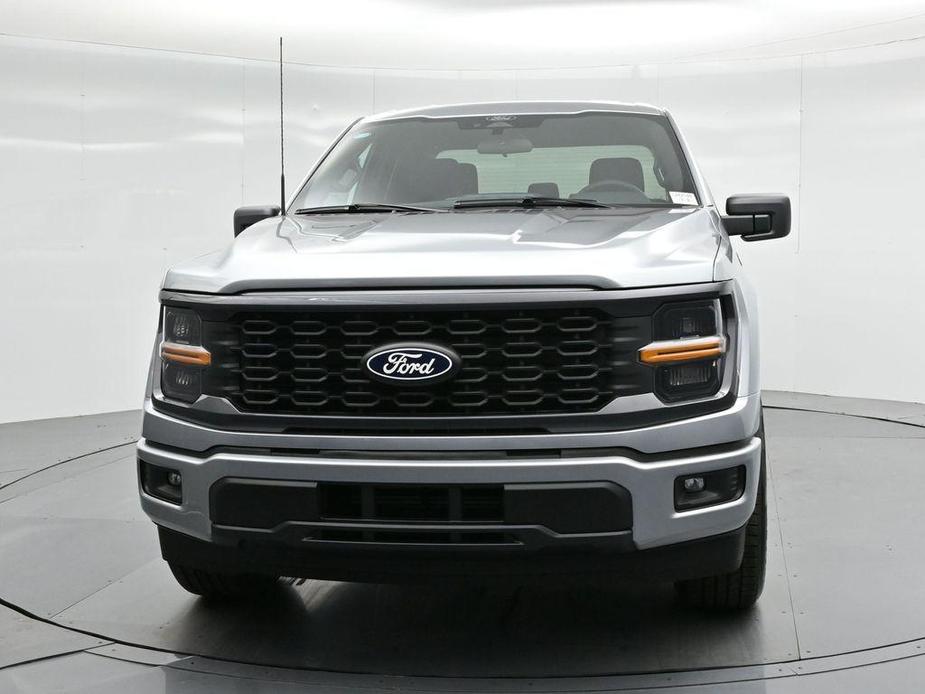 new 2024 Ford F-150 car, priced at $45,995