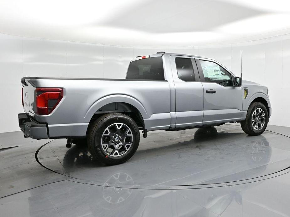 new 2024 Ford F-150 car, priced at $45,995