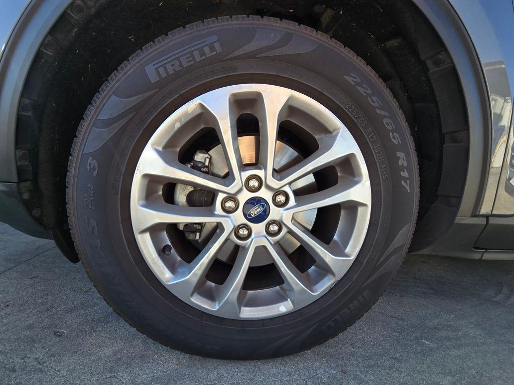 used 2022 Ford Escape car, priced at $20,459