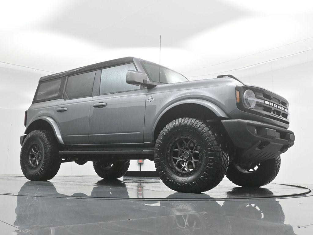 new 2023 Ford Bronco car, priced at $55,995