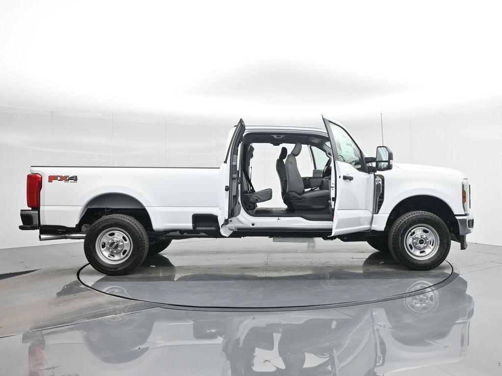 new 2024 Ford F-350 car, priced at $55,385