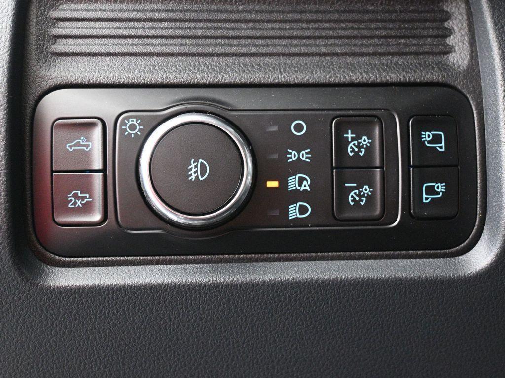 new 2025 Ford F-250 car, priced at $94,180