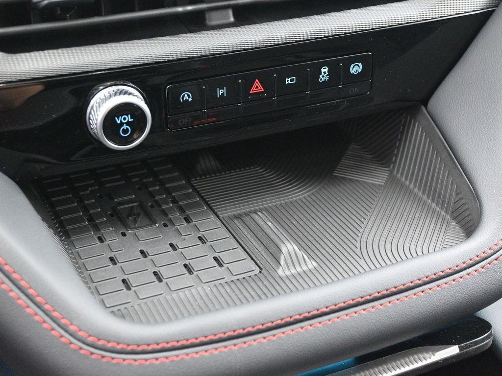 new 2025 Ford Explorer car, priced at $55,179