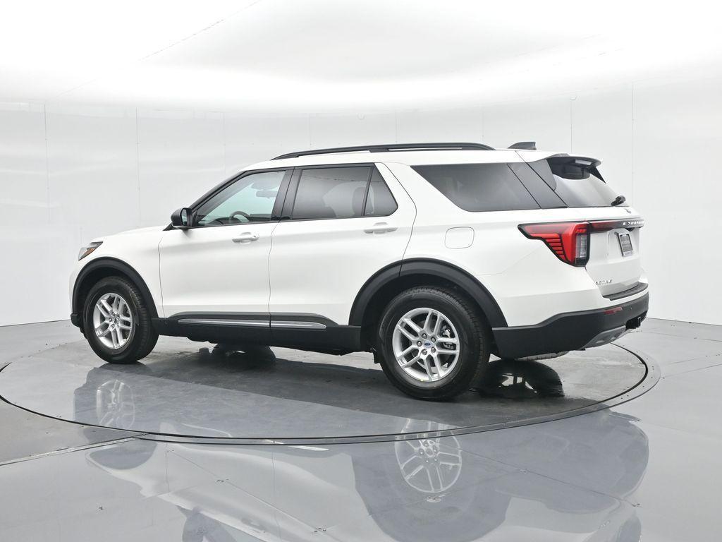 new 2025 Ford Explorer car, priced at $45,415