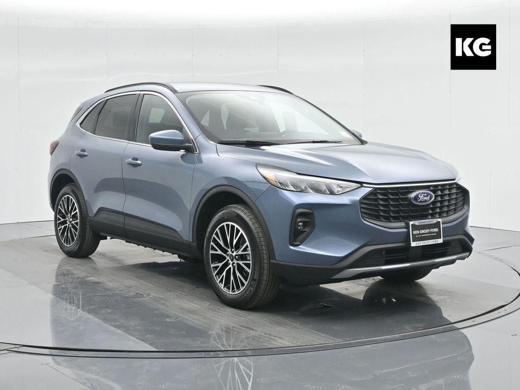 new 2025 Ford Escape car, priced at $33,530