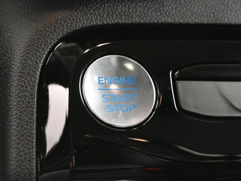 new 2025 Ford Escape car, priced at $31,030