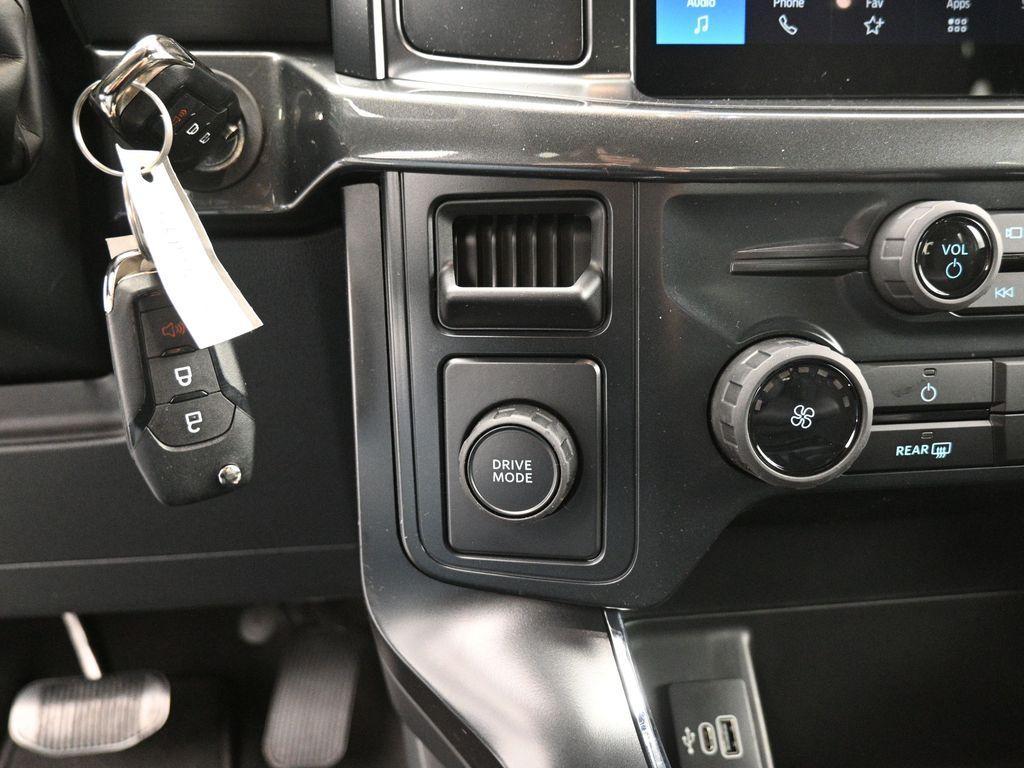 new 2025 Ford F-150 car, priced at $49,465