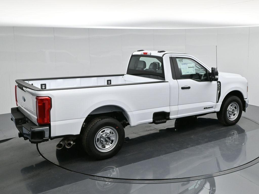 new 2024 Ford F-350 car, priced at $58,895