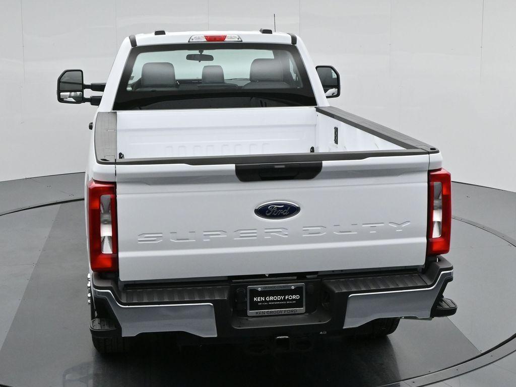 new 2024 Ford F-350 car, priced at $58,895