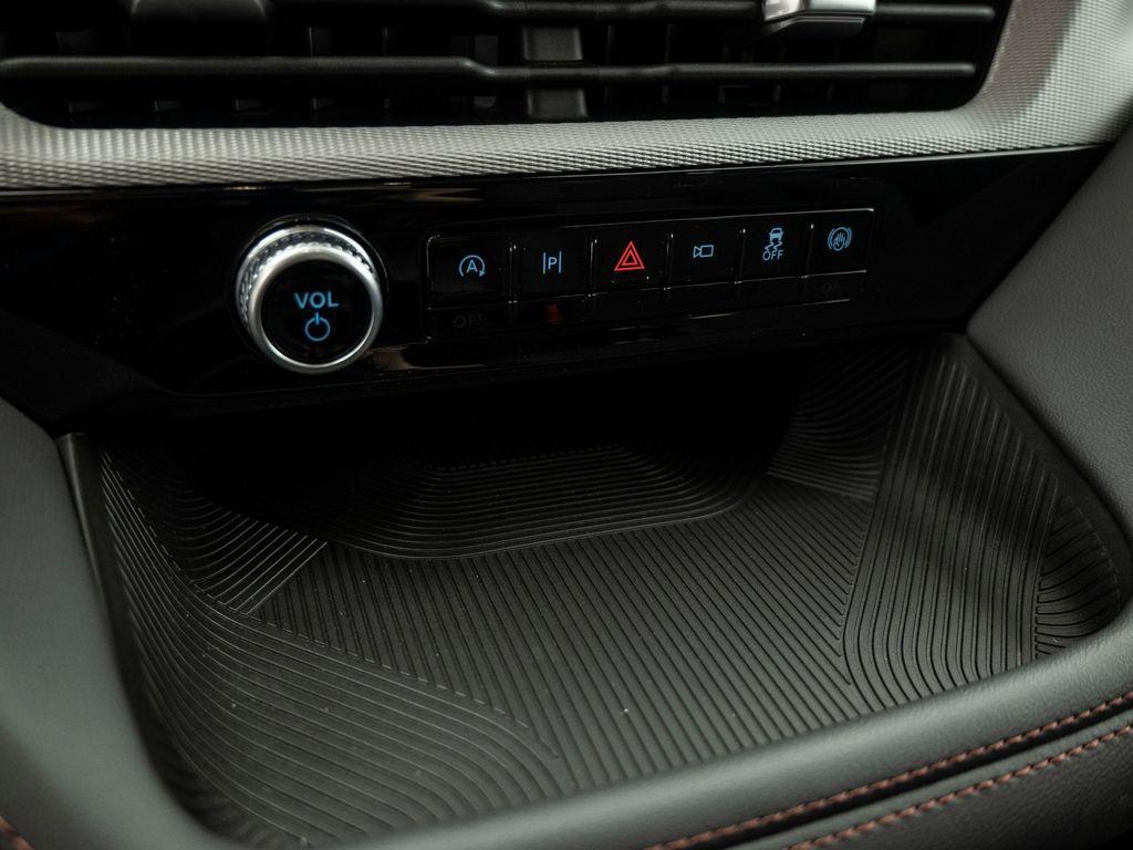 new 2025 Ford Explorer car, priced at $41,140