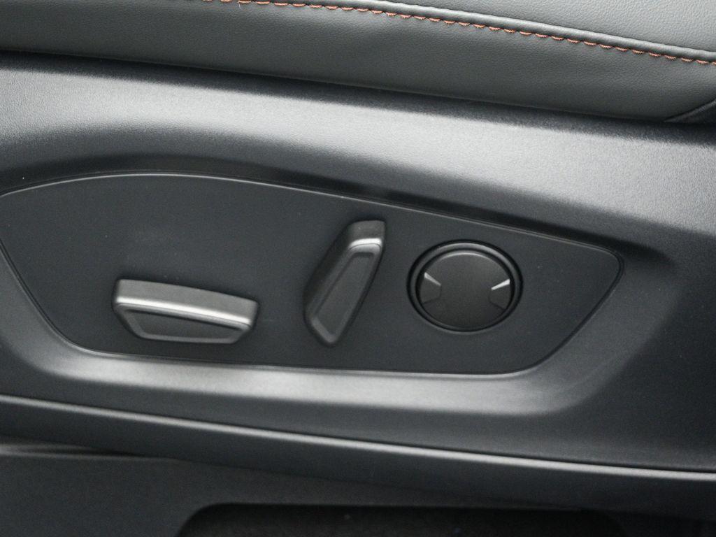 new 2025 Ford Explorer car, priced at $45,115