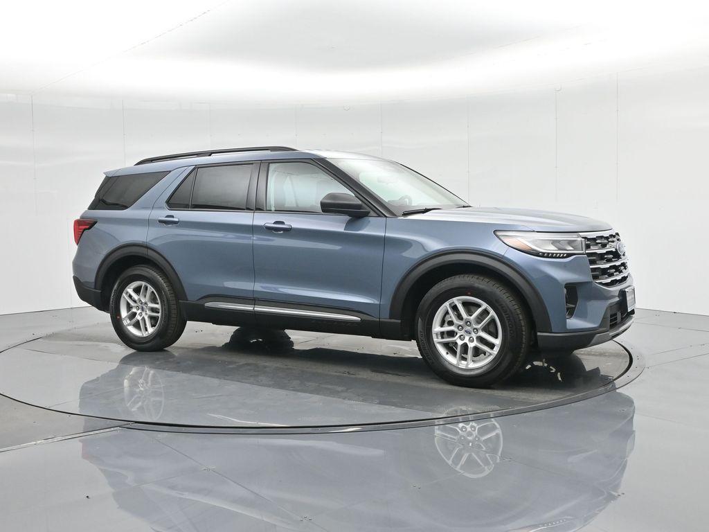 new 2025 Ford Explorer car, priced at $45,115