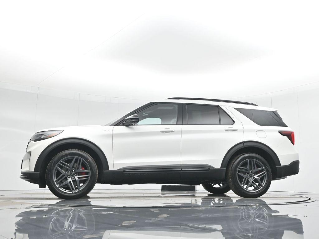 new 2025 Ford Explorer car, priced at $53,055