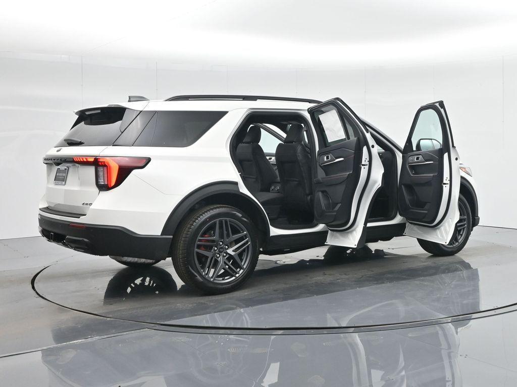 new 2025 Ford Explorer car, priced at $53,055